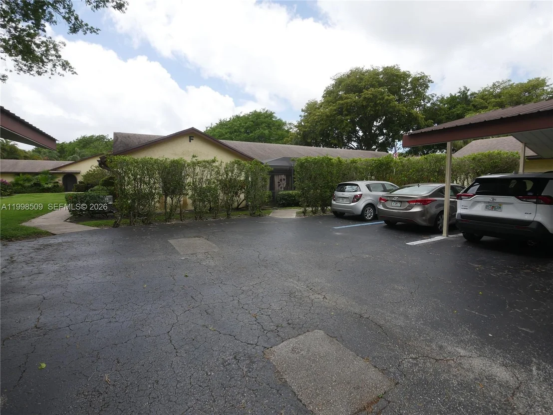 Photo of 23359 Barlake Dr