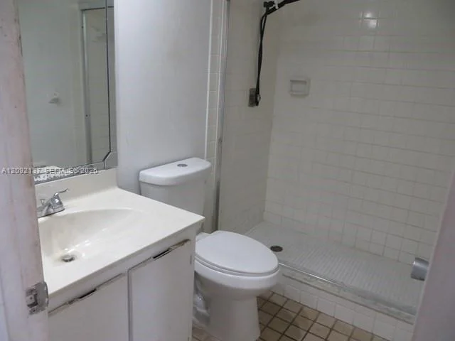 Photo of Unit 708 at 3499 Oaks Way