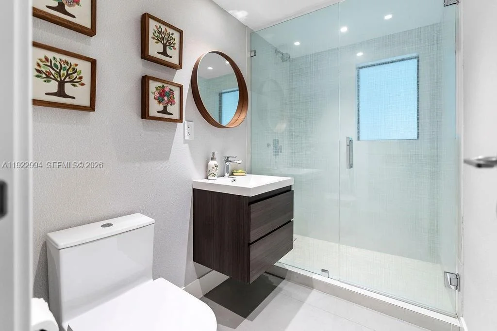 Photo of 4095 Battersea Rd