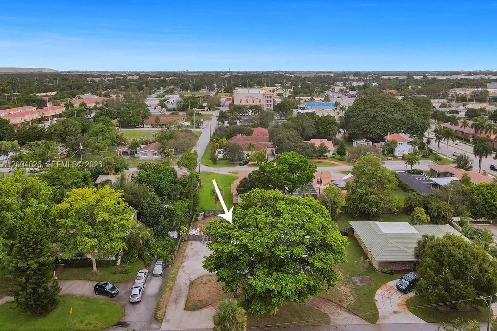 Photo of 63 SE 5th Ave