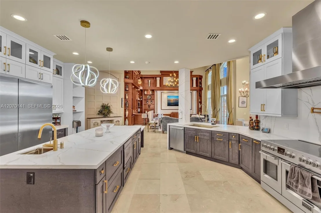 Photo of 3828 Pine Lake Dr