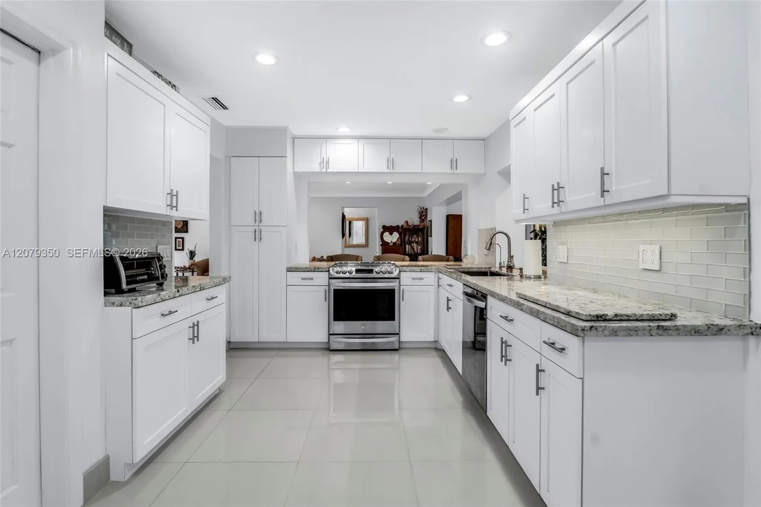 Photo of 1440 SE 14th Dr