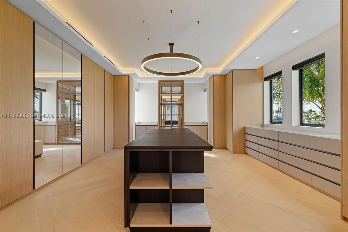 Photo of 1006 Links Drive