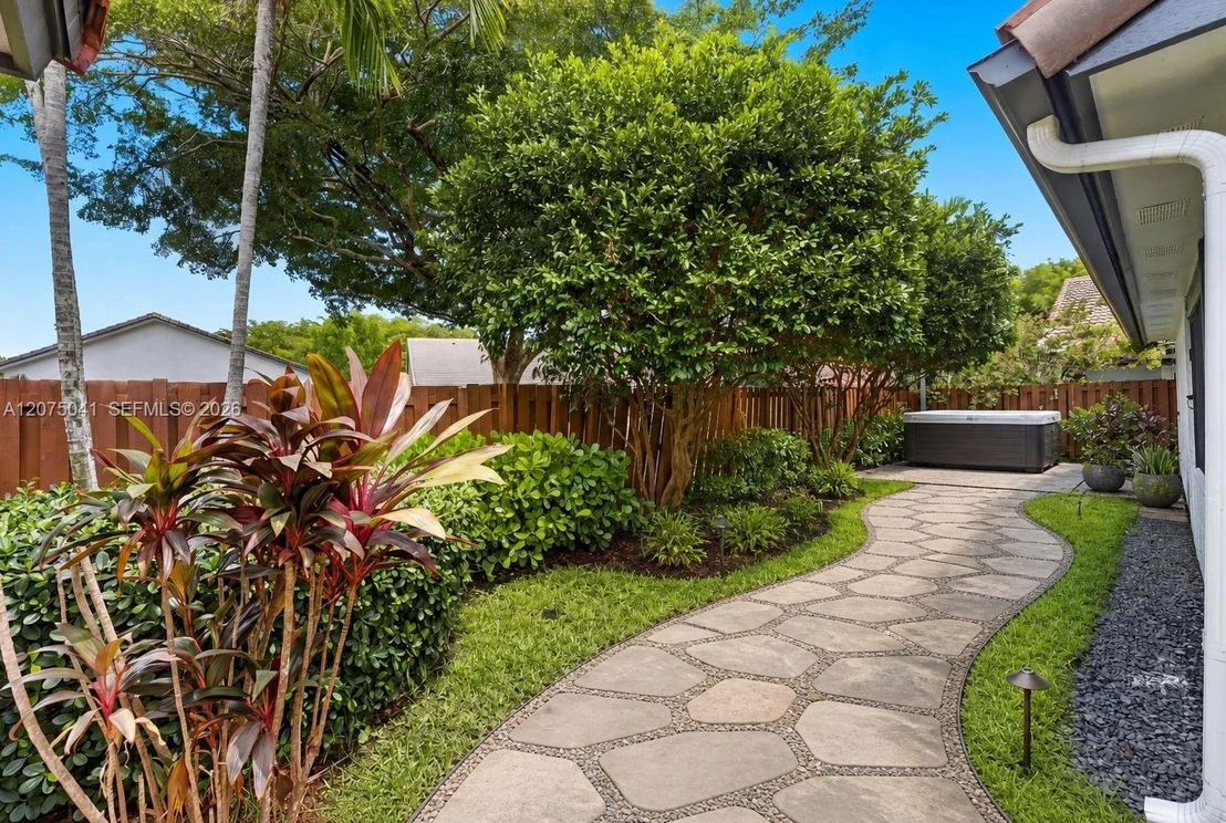 Photo of 2116 Austin