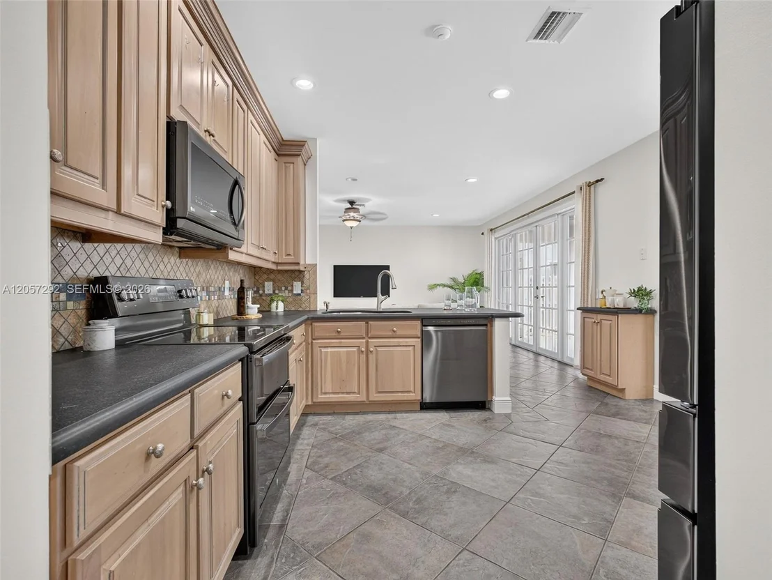 Photo of 1012 Cedar Falls Dr