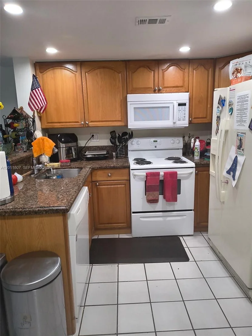Photo of Unit 3101 at 650 NW 86th Pl