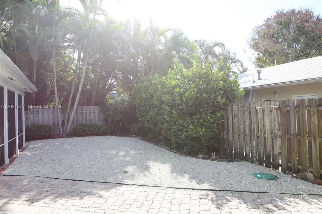 Photo of 4225 SE Westfield St