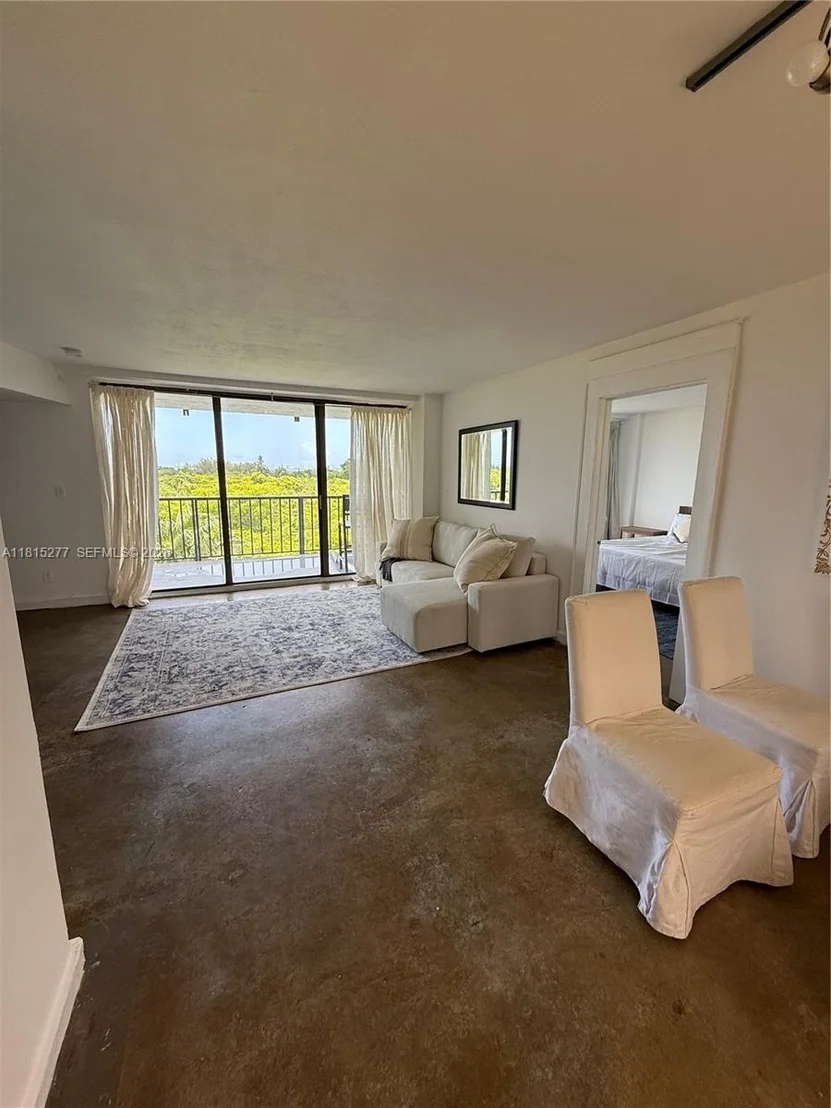 Photo of Unit 701 at 5701 Biscayne Blvd