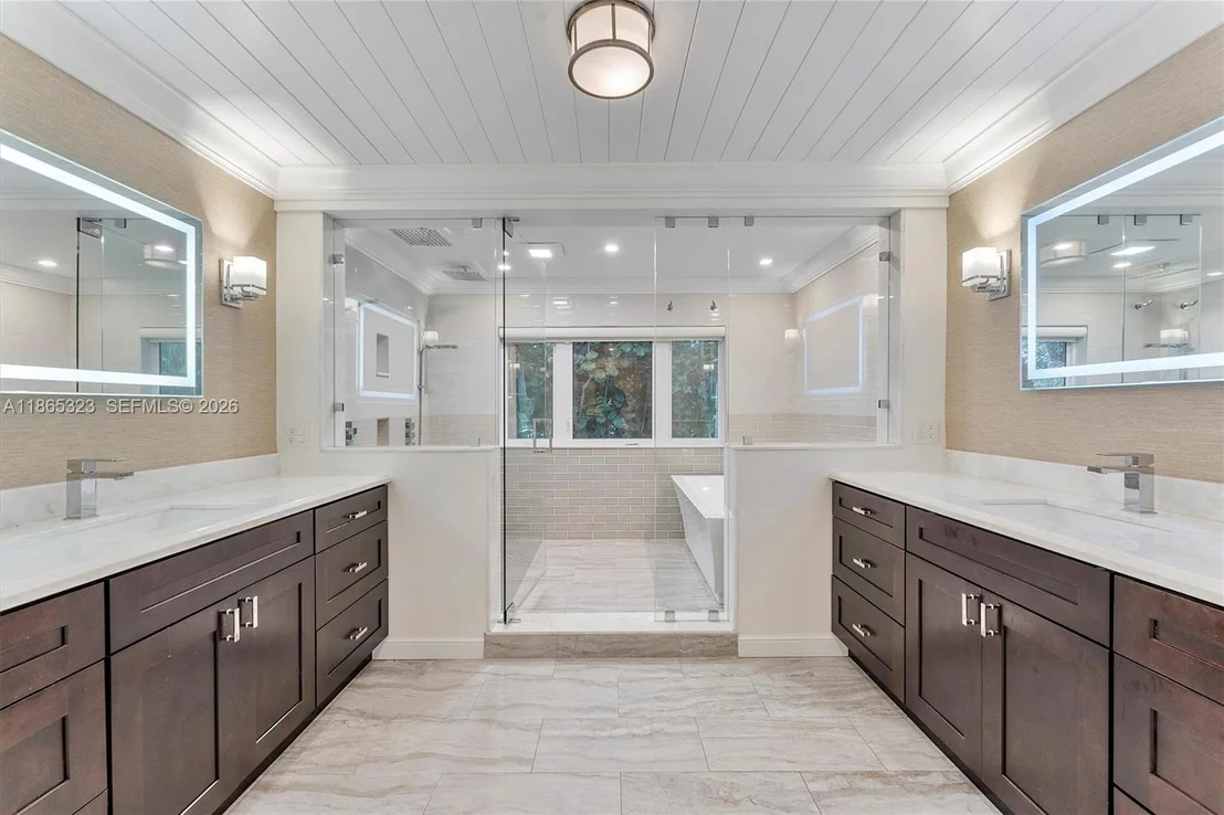 Photo of 746 Marble Ct