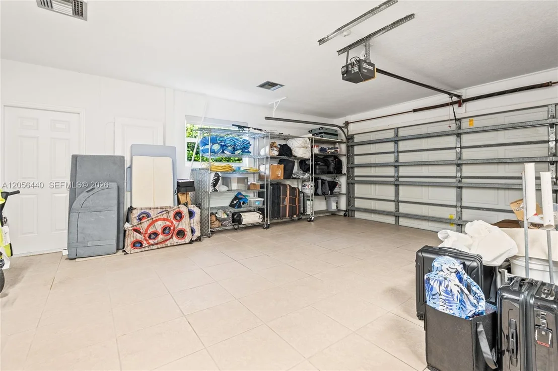 Photo of 18 Eleuthera Drive