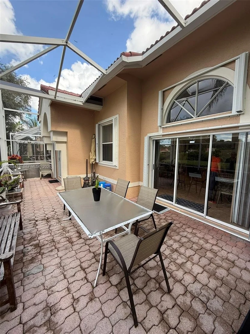 Photo of 7705 Highlands Cir