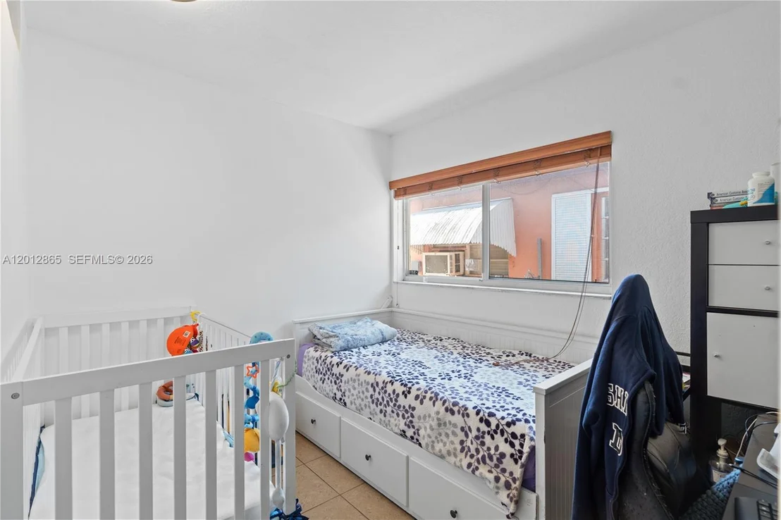 Photo of 5300 NW 30th Pl