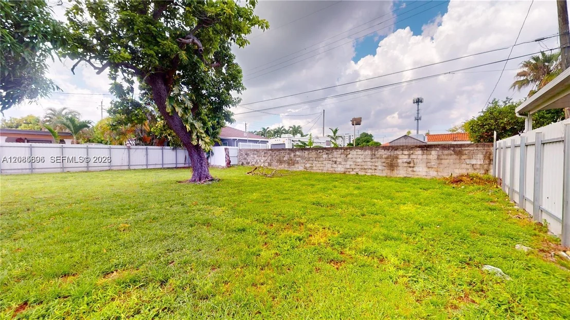Photo of 511 SE 2nd Street