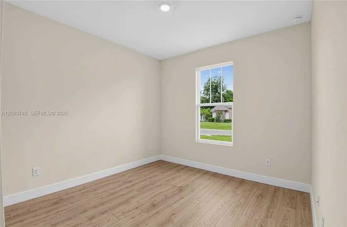 Photo of 140 Frontier Drive