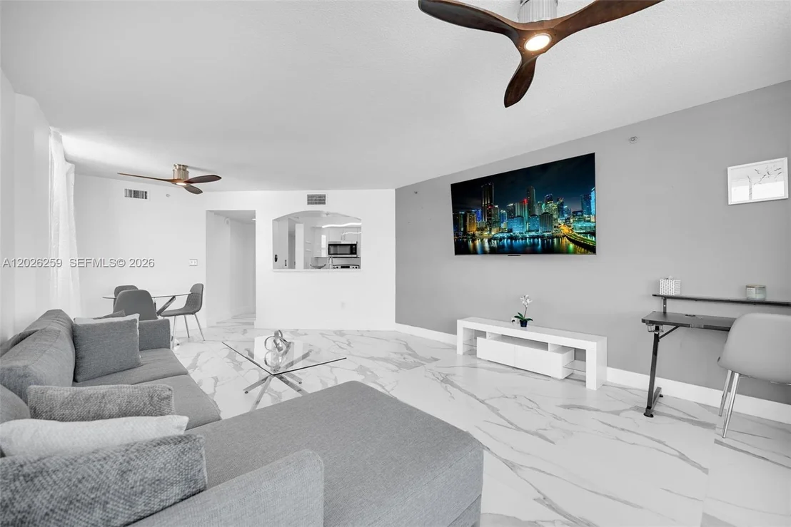 Photo of Unit 821 at 9201 Collins Ave