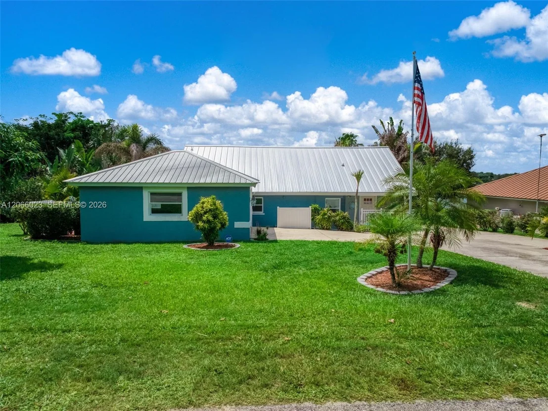 Photo of 137 McCoy Dr