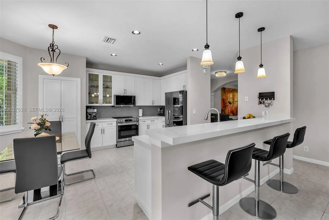Photo of 4110 Laurel Ridge Cir