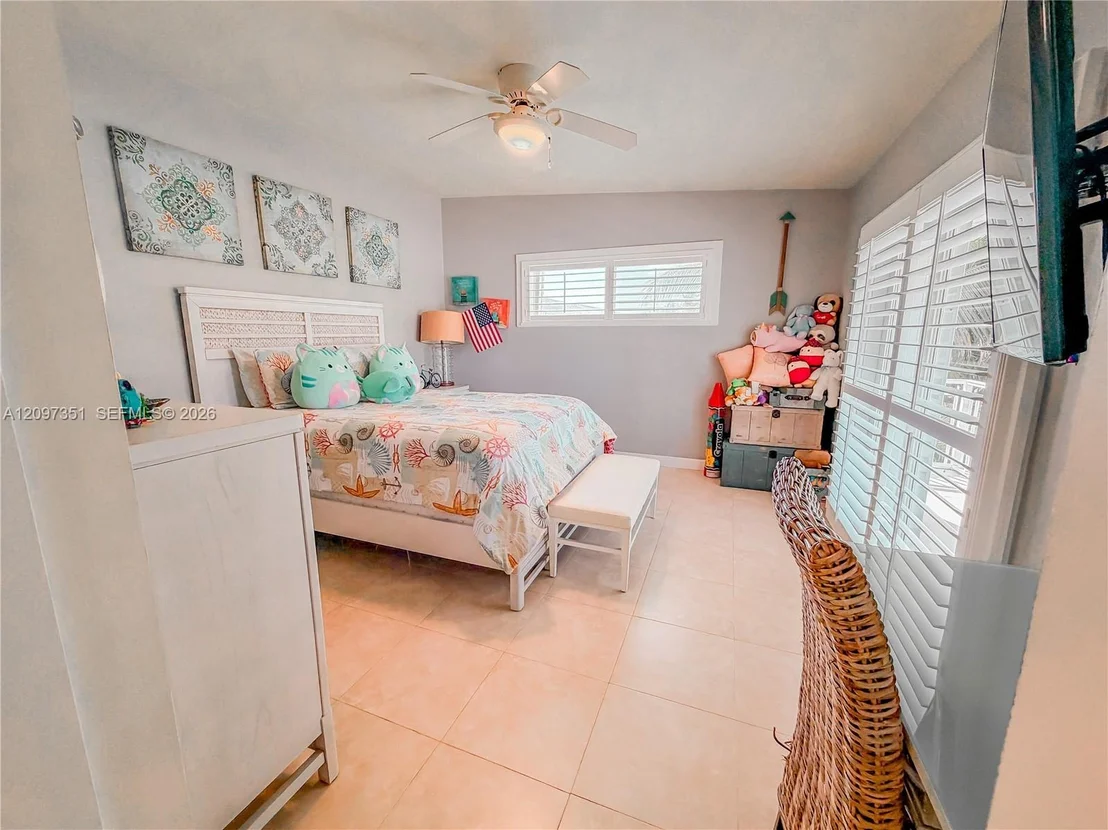 Photo of 149 Harbor Dr