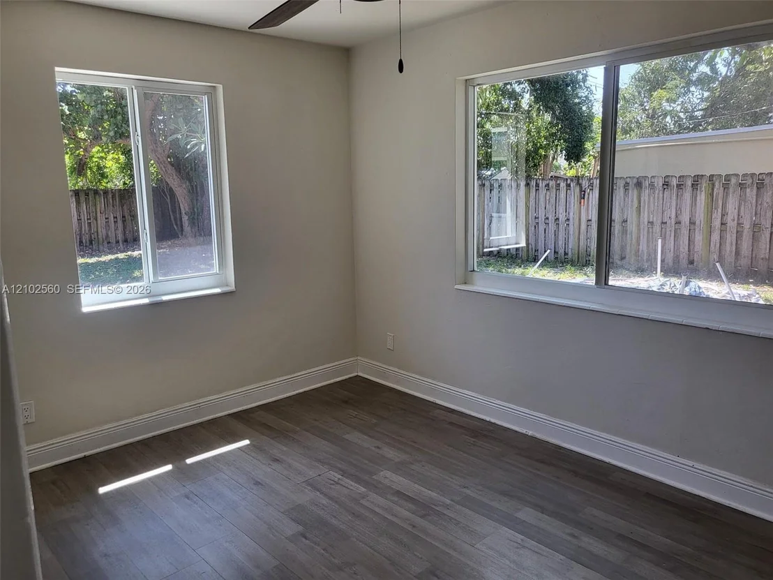 Photo of 3700 NE 13th Ter
