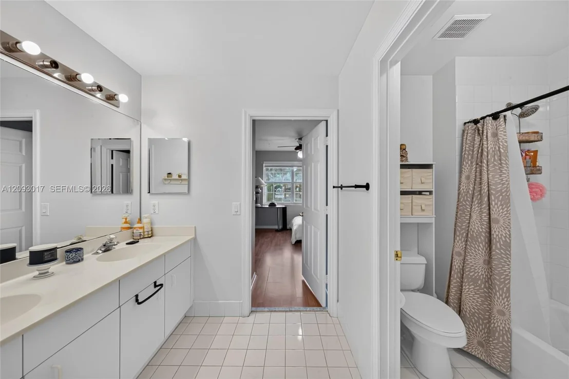 Photo of 16424 Sapphire Pl