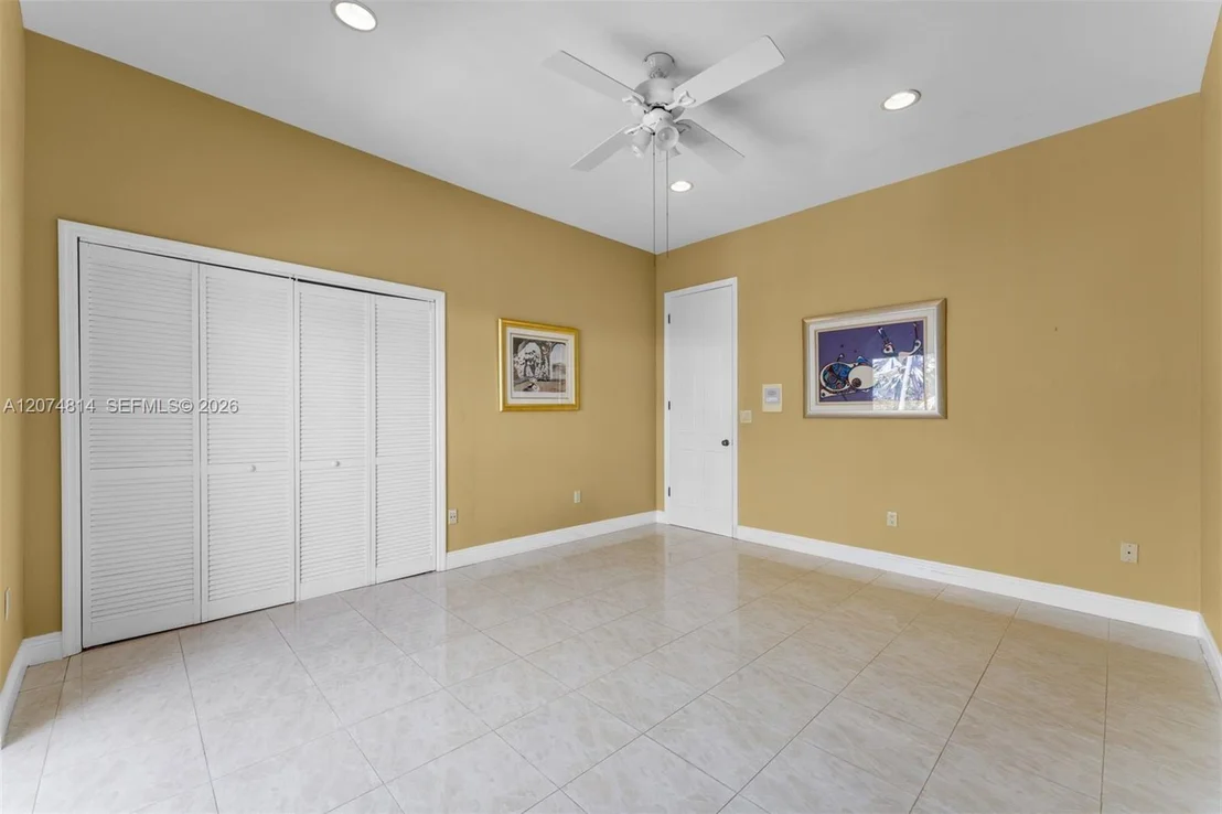Photo of 501 Bay Lane