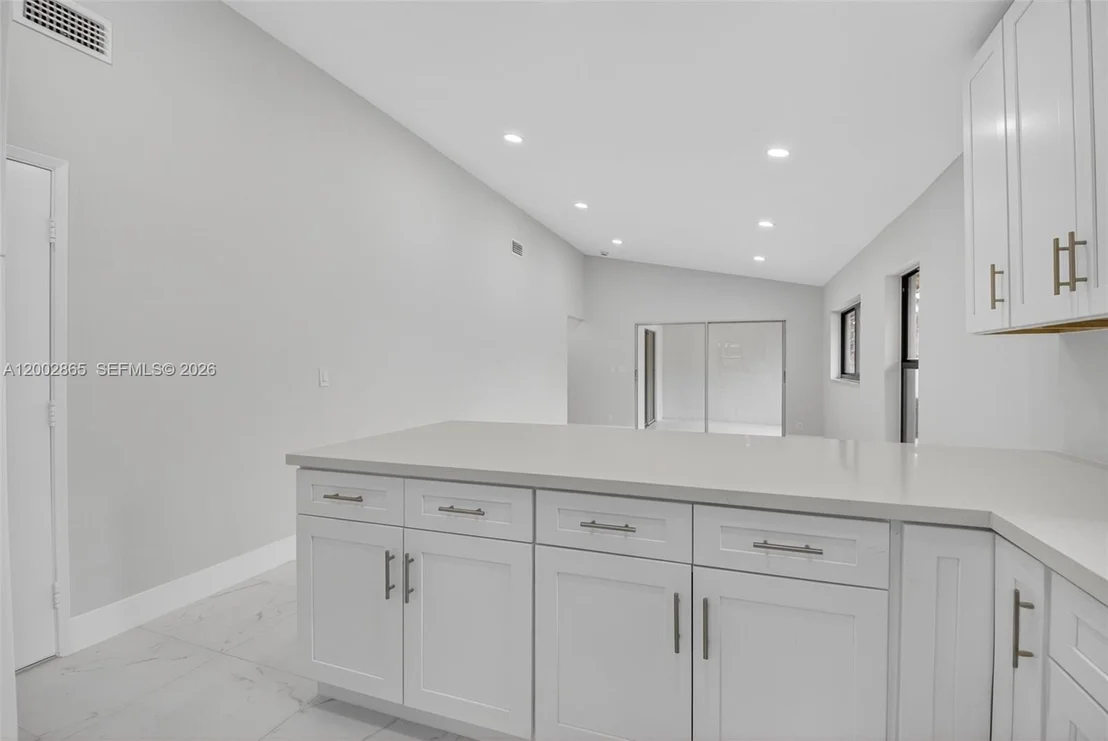 Photo of 8067 Summerbreeze Ln