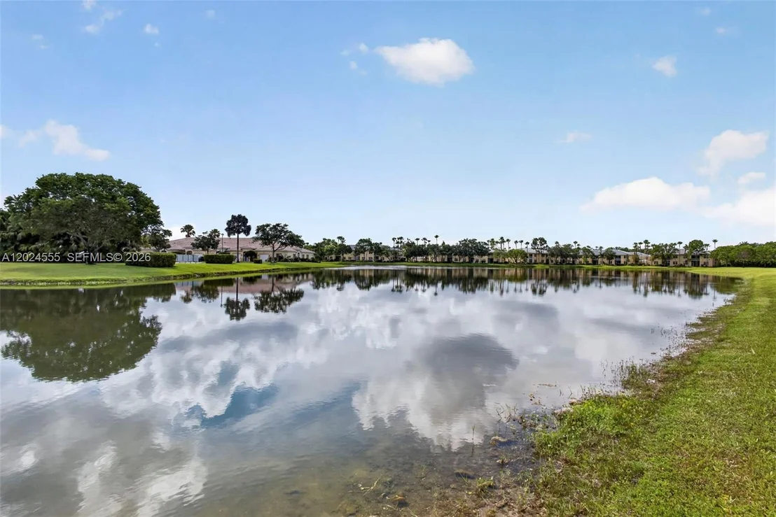 Photo of 2368 Windjammer Way