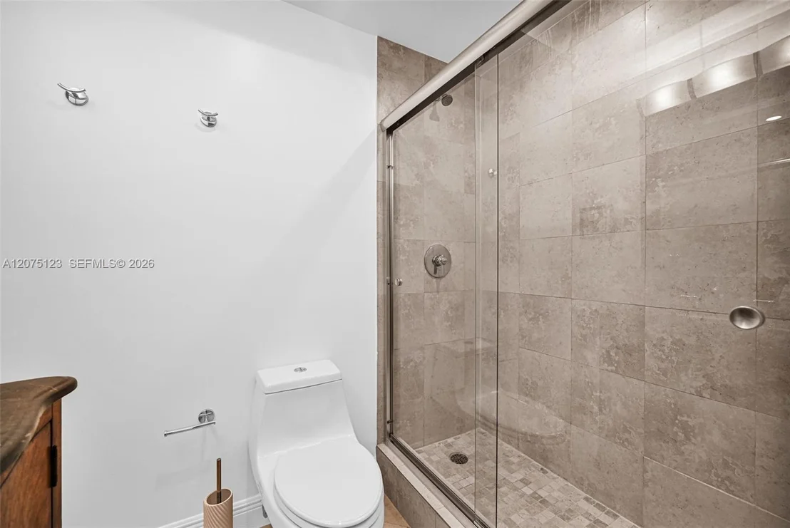 Photo of Unit 103 at 405 N Ocean Blvd