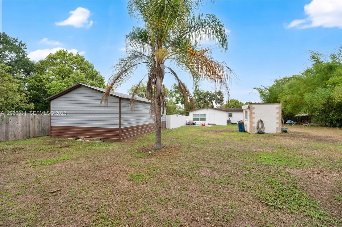 Photo of 2010 Lee Drive