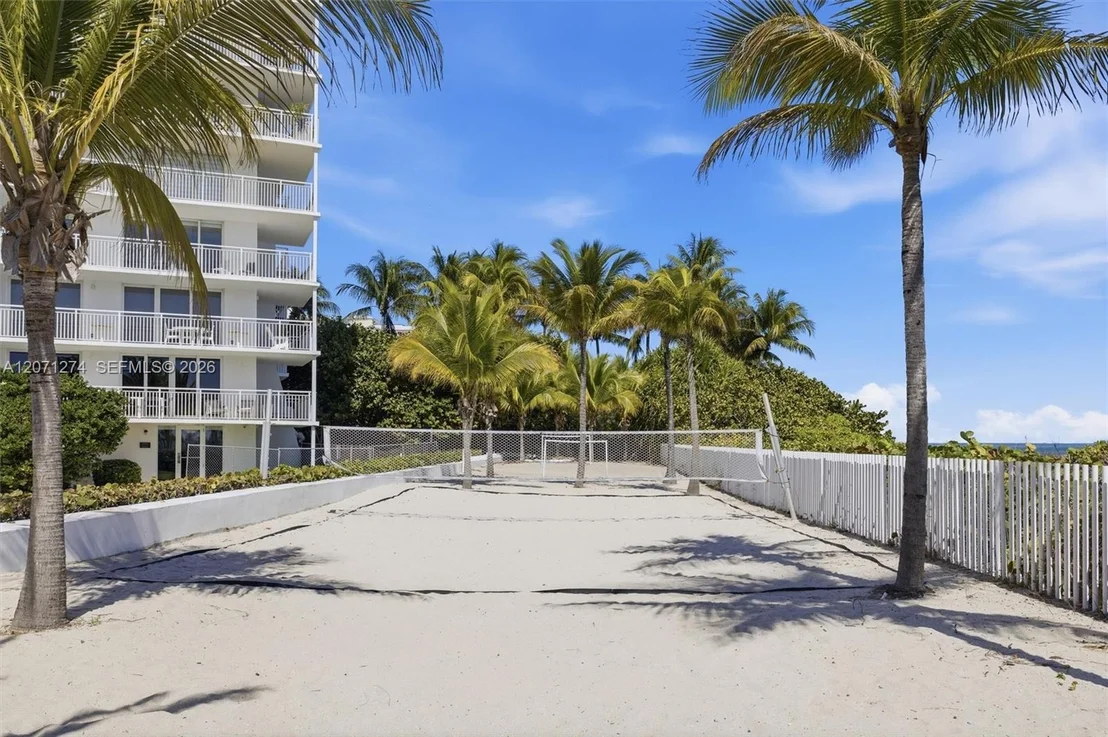Photo of Unit 5D at 613 Ocean Dr
