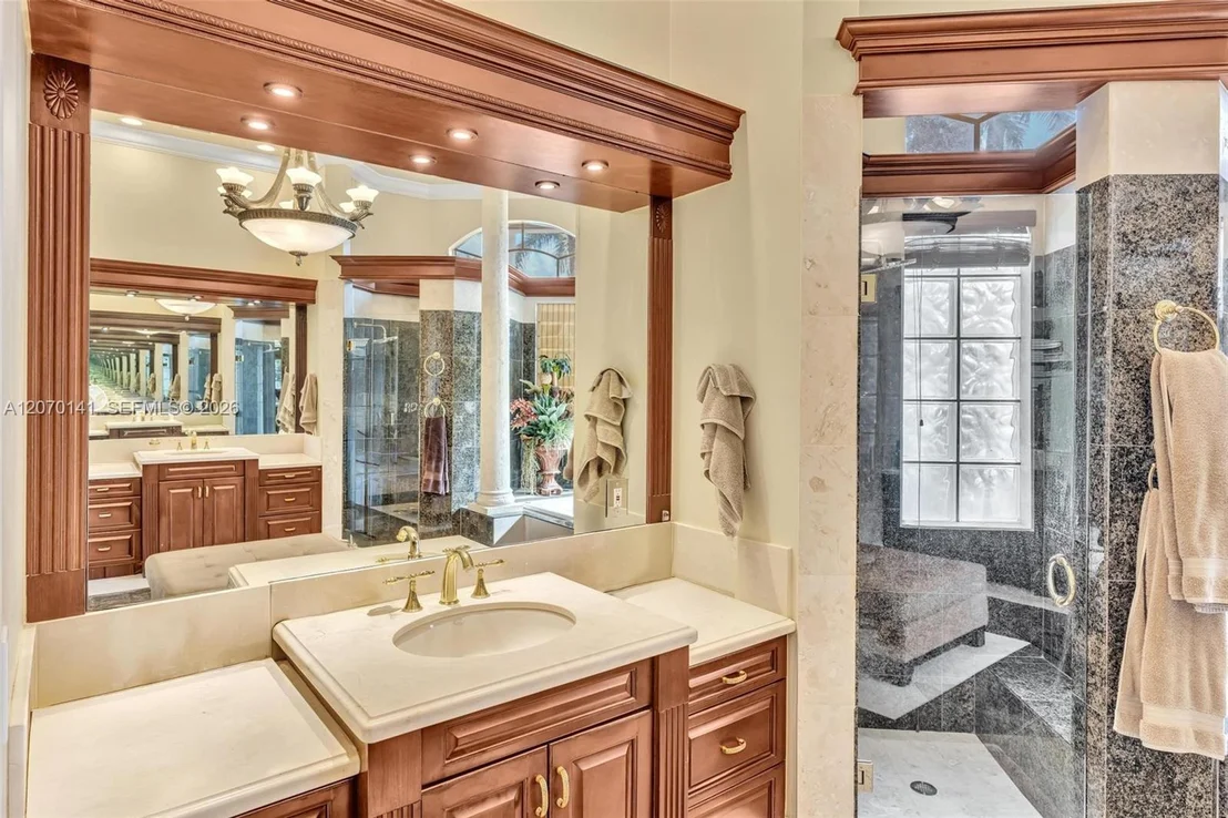 Photo of 3828 Pine Lake Dr