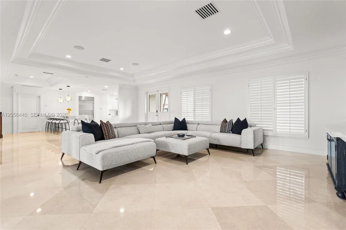 Photo of 18 Eleuthera Drive