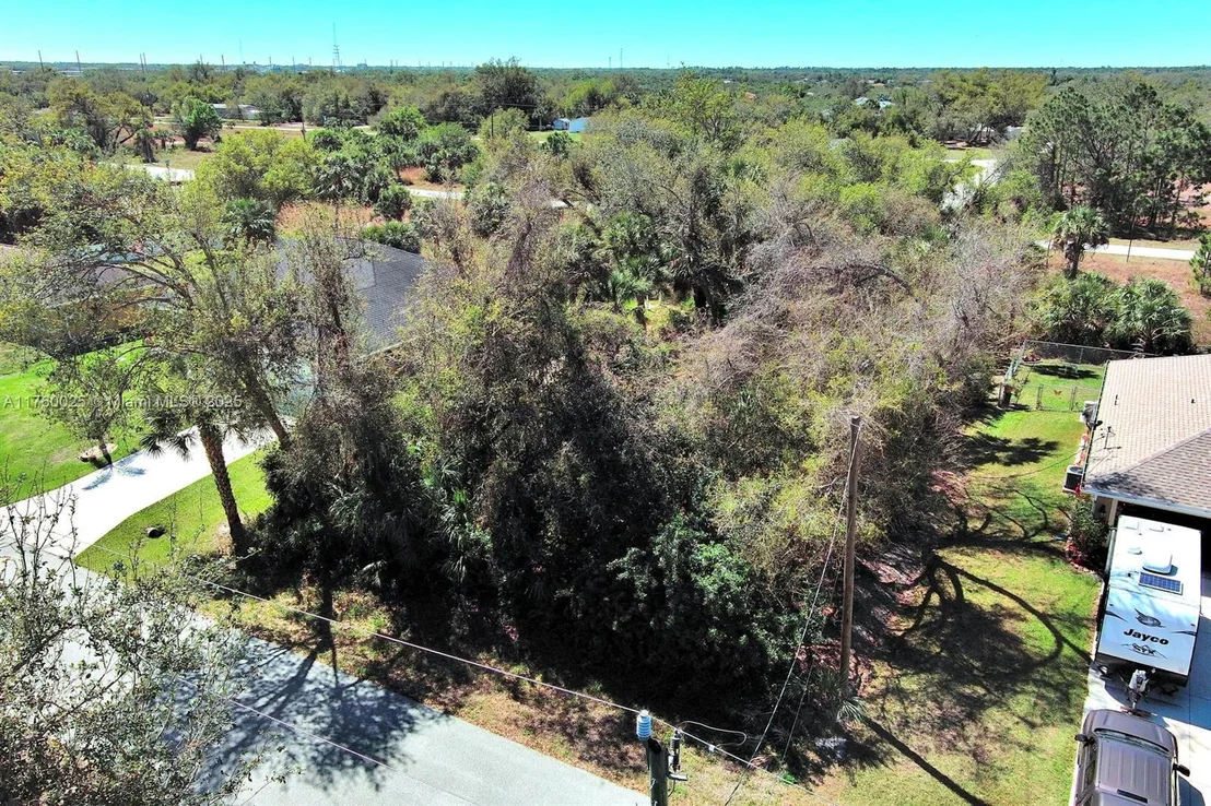 Photo of 205 Ferdon Cir