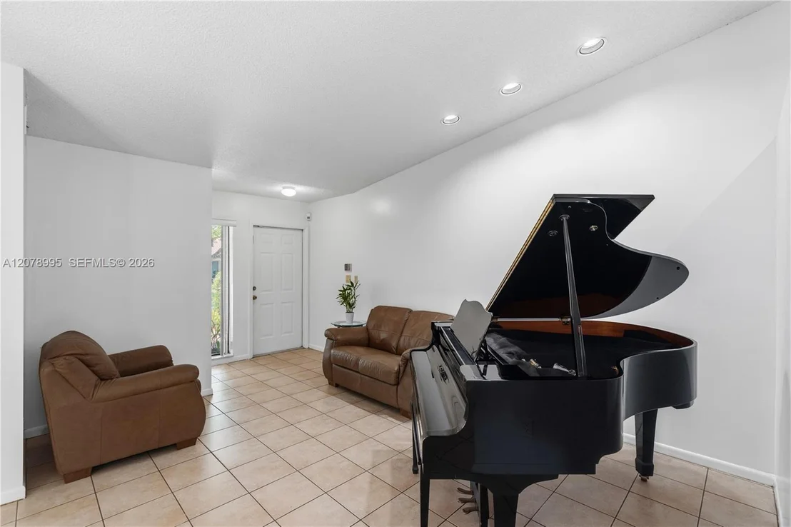 Photo of 6633 NW 176th Ter