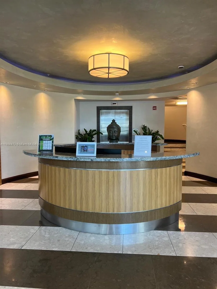 Photo of Unit 908 at 244 Biscayne Blvd