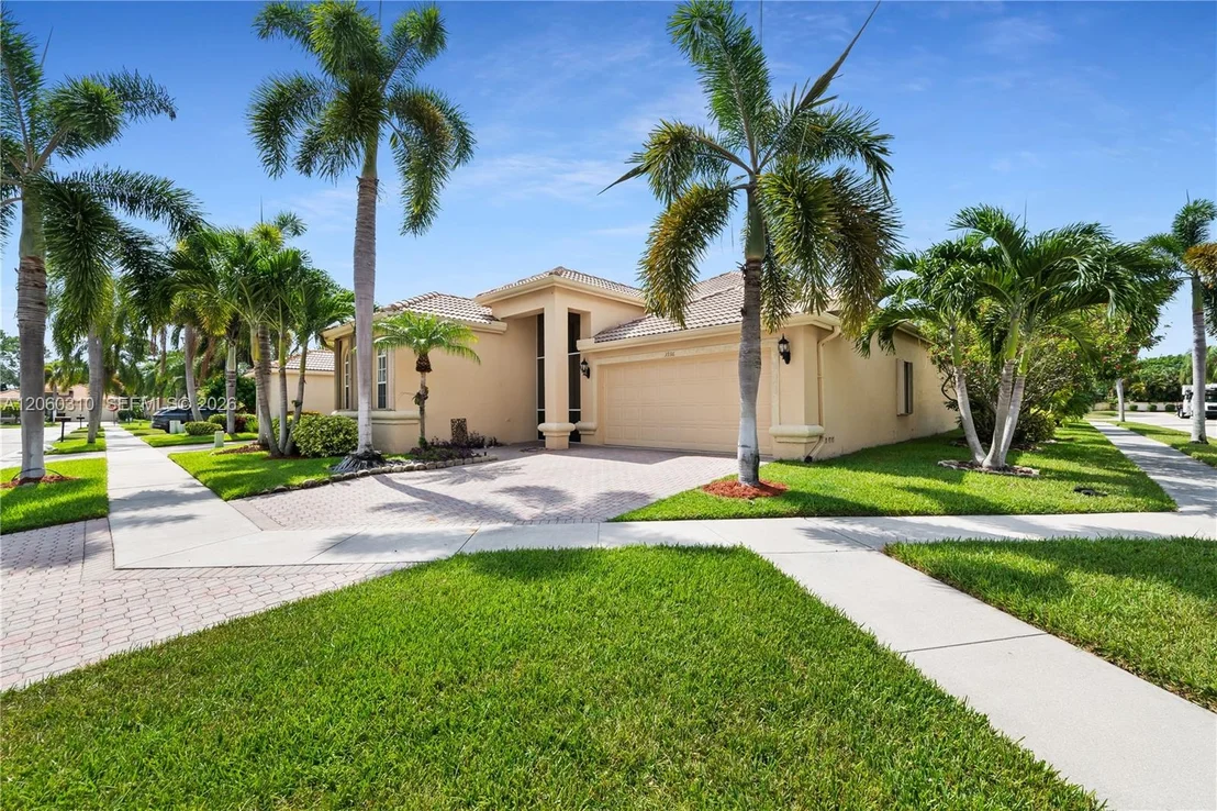 Photo of 3938 Palladium Shore Dr