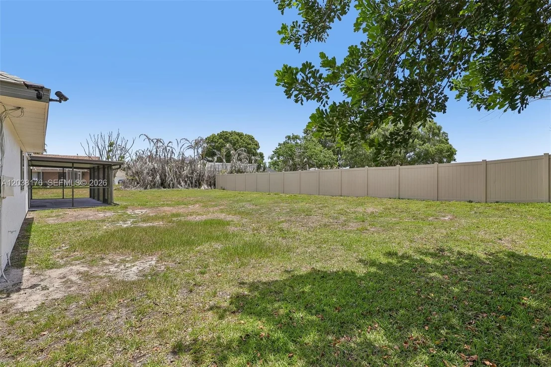 Photo of 1248 Riviera