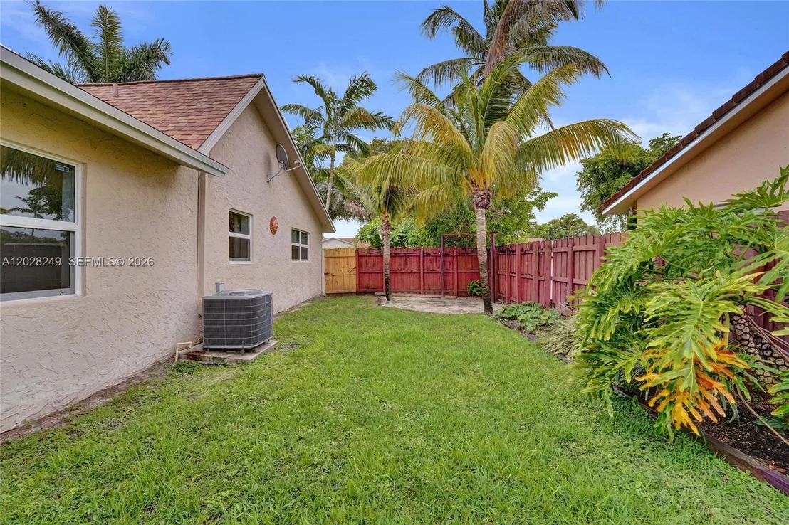 Photo of 417 SE 4th St