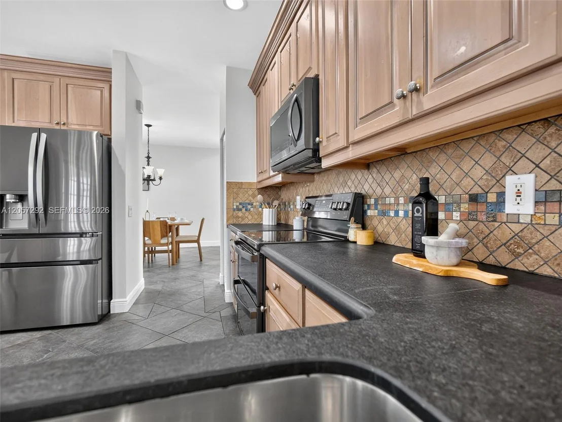 Photo of 1012 Cedar Falls Dr