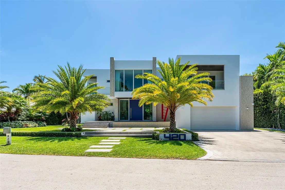 Photo of 420 Island Dr