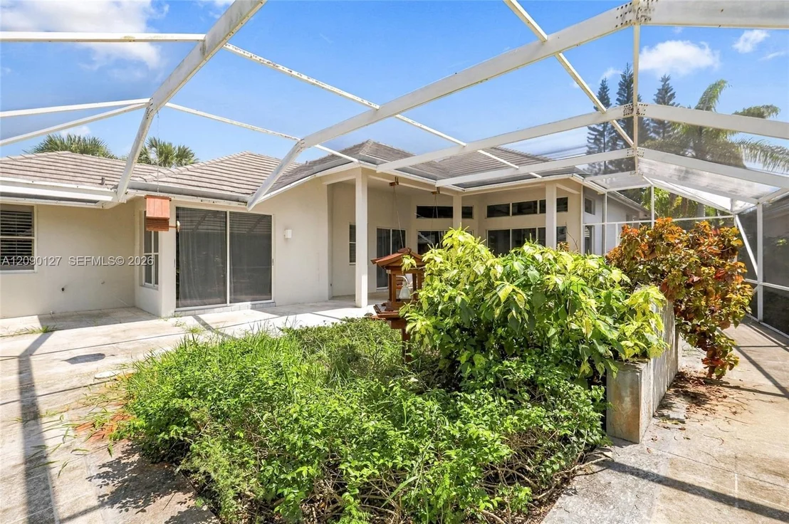 Photo of 173 Orange Tree Dr