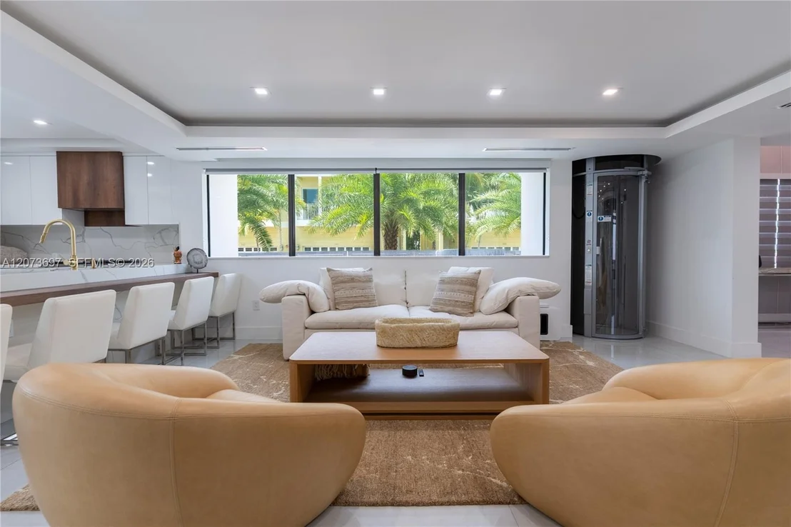 Photo of 5601 N Ocean Dr