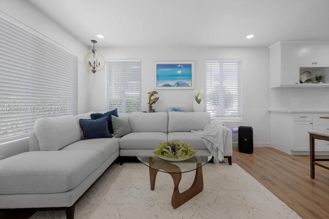 Photo of 53 Bonefish Ave