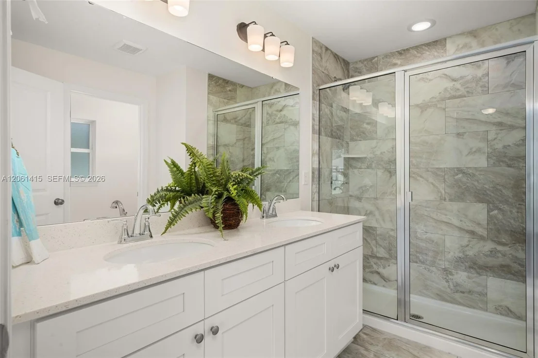 Photo of 5826 Cortez Blvd.