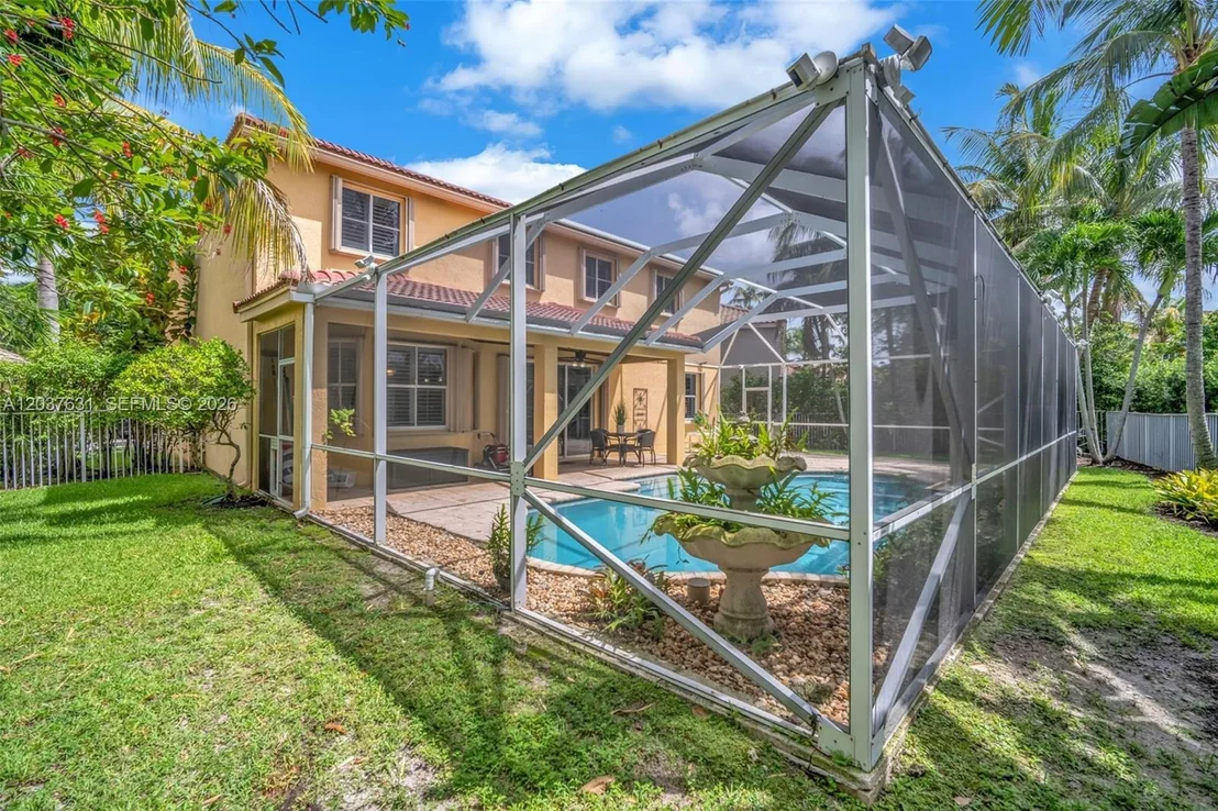 Photo of 4110 Laurel Ridge Cir