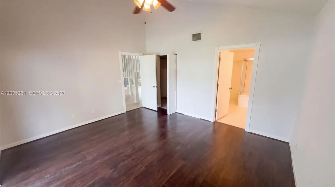 Photo of 87 Buxton Ln