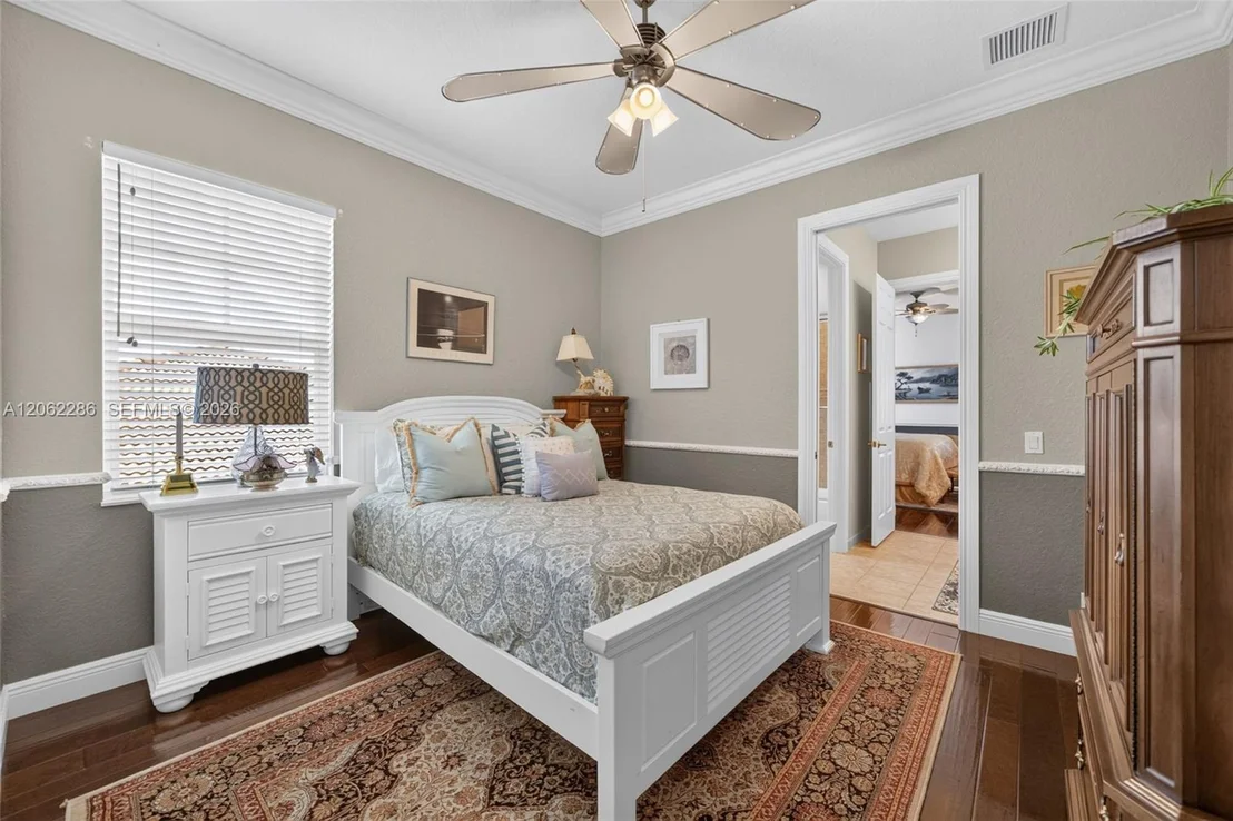 Photo of 11867 NW 69th Pl