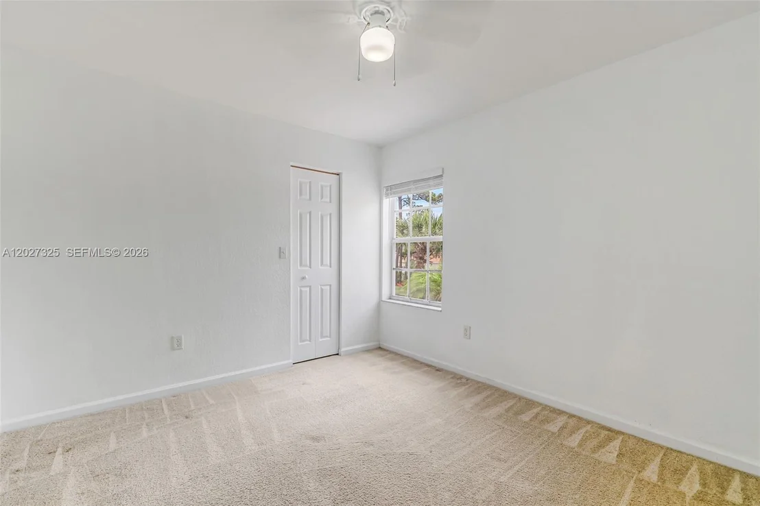 Photo of 6188 Azalea Cir