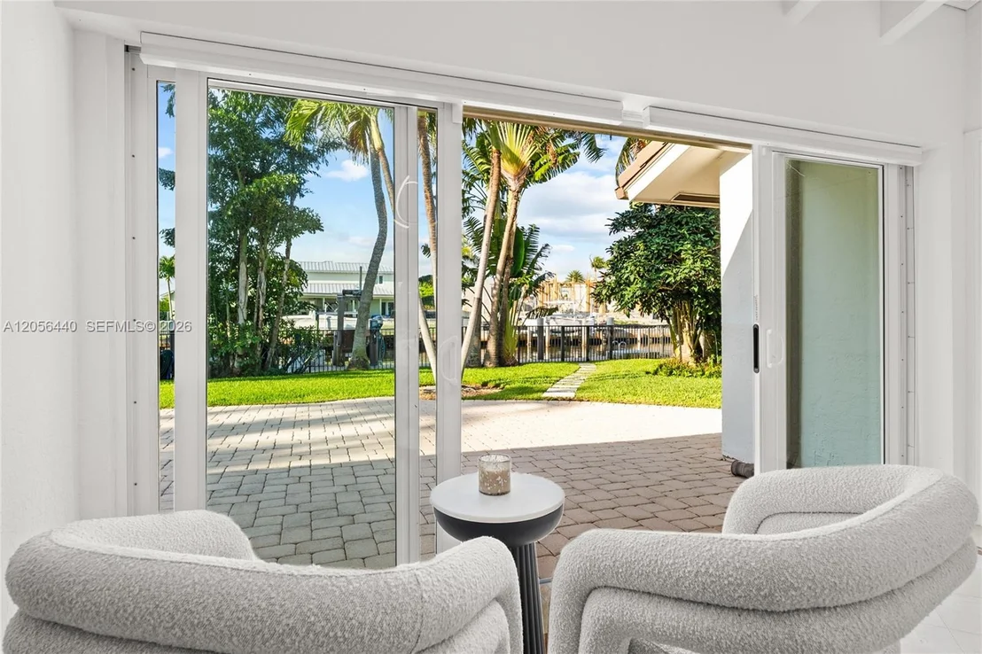 Photo of 18 Eleuthera Drive
