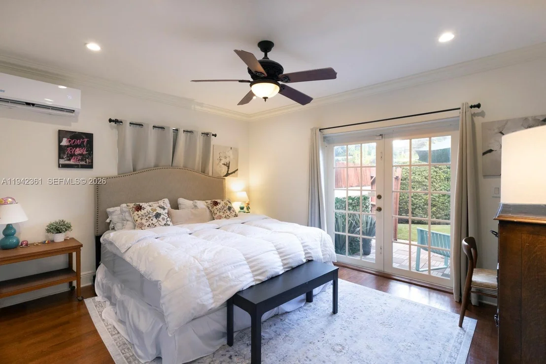 Photo of 360 SW 28th Rd